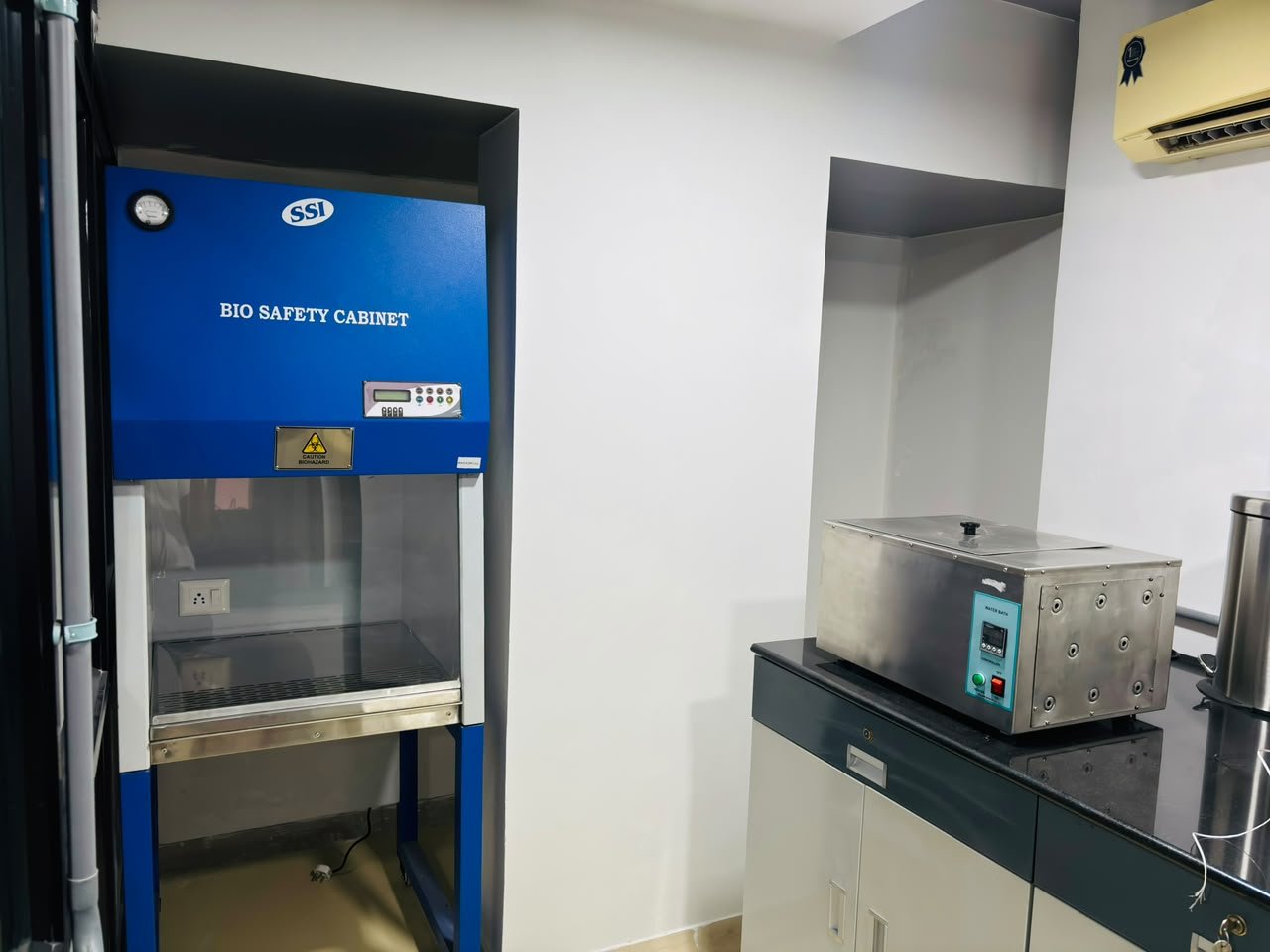Bio Safety Cabinet at the HydroLabs laboratory